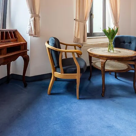 Mauritius - Im Herzen Von - Fruehstueck Buchbar - Restaurant - Cafe - Fahrradbox 3*