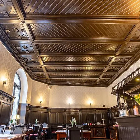 Hotel Mauritius - Im Herzen Von - Frühstück Buchbar - Restaurant - Café - Fahrradbox