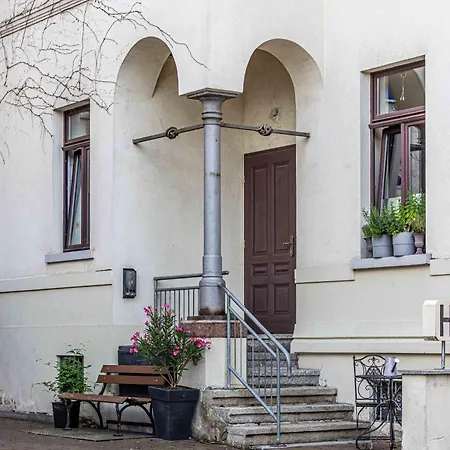 Отель Mauritius - Im Herzen Von - Fruehstueck Buchbar - Restaurant - Cafe - Fahrradbox Криммичау