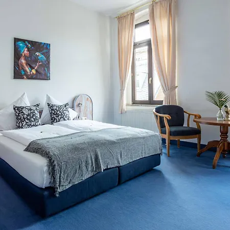 Hotel Mauritius - Im Herzen Von Crimmitschau - Fruehstueck Buchbar - Fahrradbox