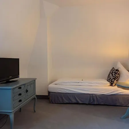 Hotell Mauritius - Im Herzen Von - Fruehstueck Buchbar - Fahrradbox 3*