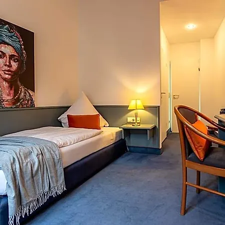 Hotel Mauritius - Im Herzen Von - Frühstück Buchbar - Restaurant - Café - Fahrradbox