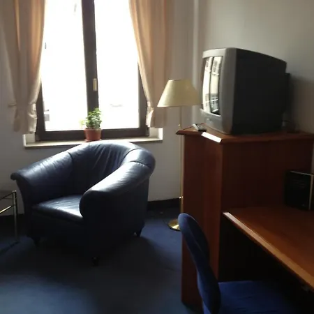 Otel Mauritius - Im Herzen Von - Fruehstueck Buchbar - Fahrradbox
