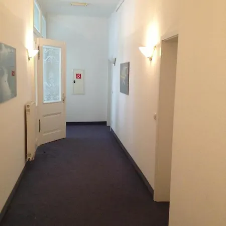 Hotel Mauritius - Im Herzen Von - Frühstück Buchbar - Restaurant - Café - Fahrradbox Crimmitschau