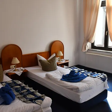 Mauritius - Im Herzen Von - Fruehstueck Buchbar - Fahrradbox Otel