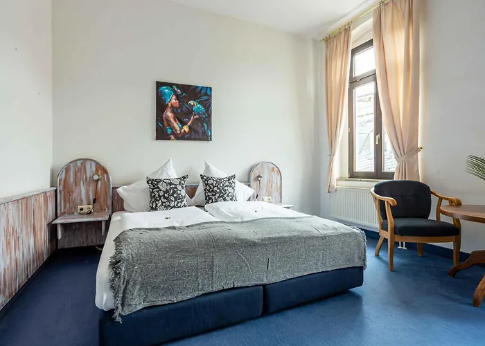 Hotel Mauritius - Im Herzen Von Crimmitschau - Fruehstueck Buchbar - Fahrradbox