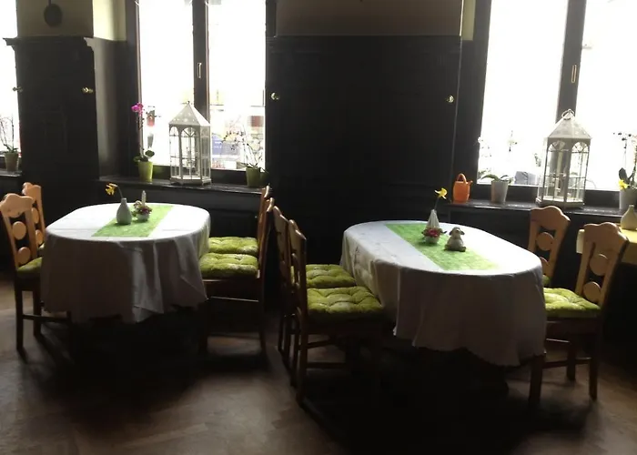 Hotel Mauritius - Im Herzen Von Crimmitschau - Fruehstueck Buchbar - Fahrradbox