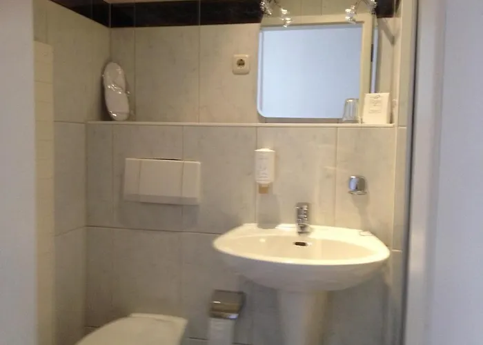 Hotell Mauritius - Im Herzen Von - Fruehstueck Buchbar - Fahrradbox