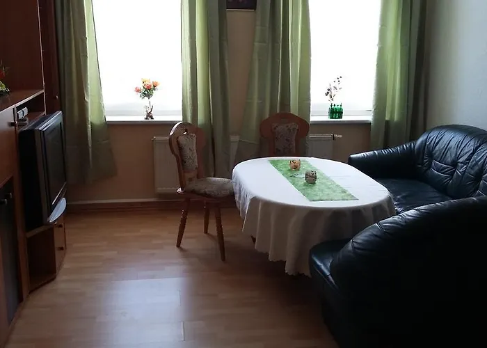 Hotel Mauritius - Im Herzen Von Crimmitschau - Fruehstueck Buchbar - Fahrradbox