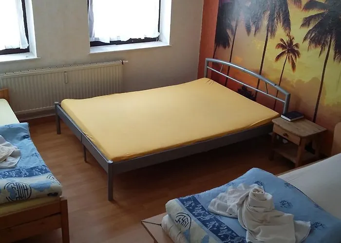 فندق Hotel Mauritius - Im Herzen Von Crimmitschau - Fruehstueck Buchbar - Fahrradbox