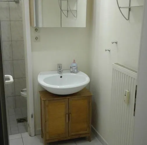 Hotell Mauritius - Im Herzen Von - Fruehstueck Buchbar - Fahrradbox Crimmitschau